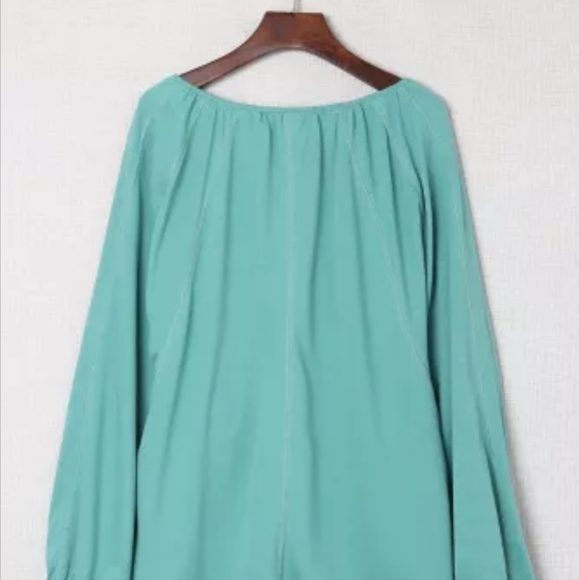 1 med left 💜New Split neck dolman top - Picture 12 of 16